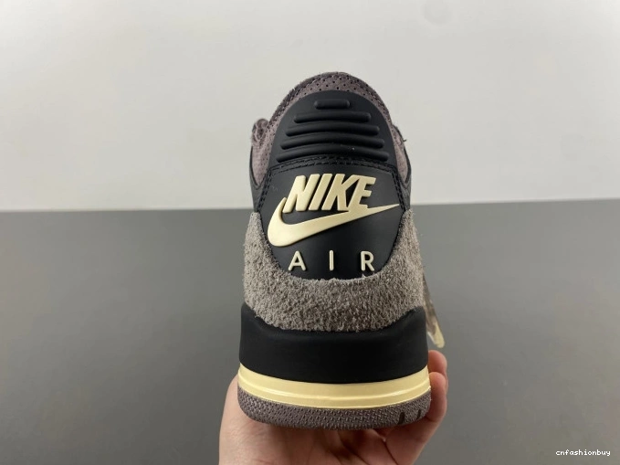 A Jordan Ma Maniere Black 3 FZ4811-001 Air x 1018